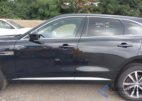 2025 Jaguar F-Pace R-Dynamic S P250 Awd Automatic z USA, uszkodzony, nr VIN SADCT2EXXSA748908